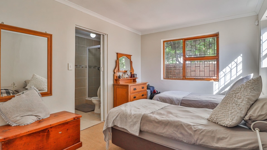 5 Bedroom Property for Sale in Miramar Eastern Cape